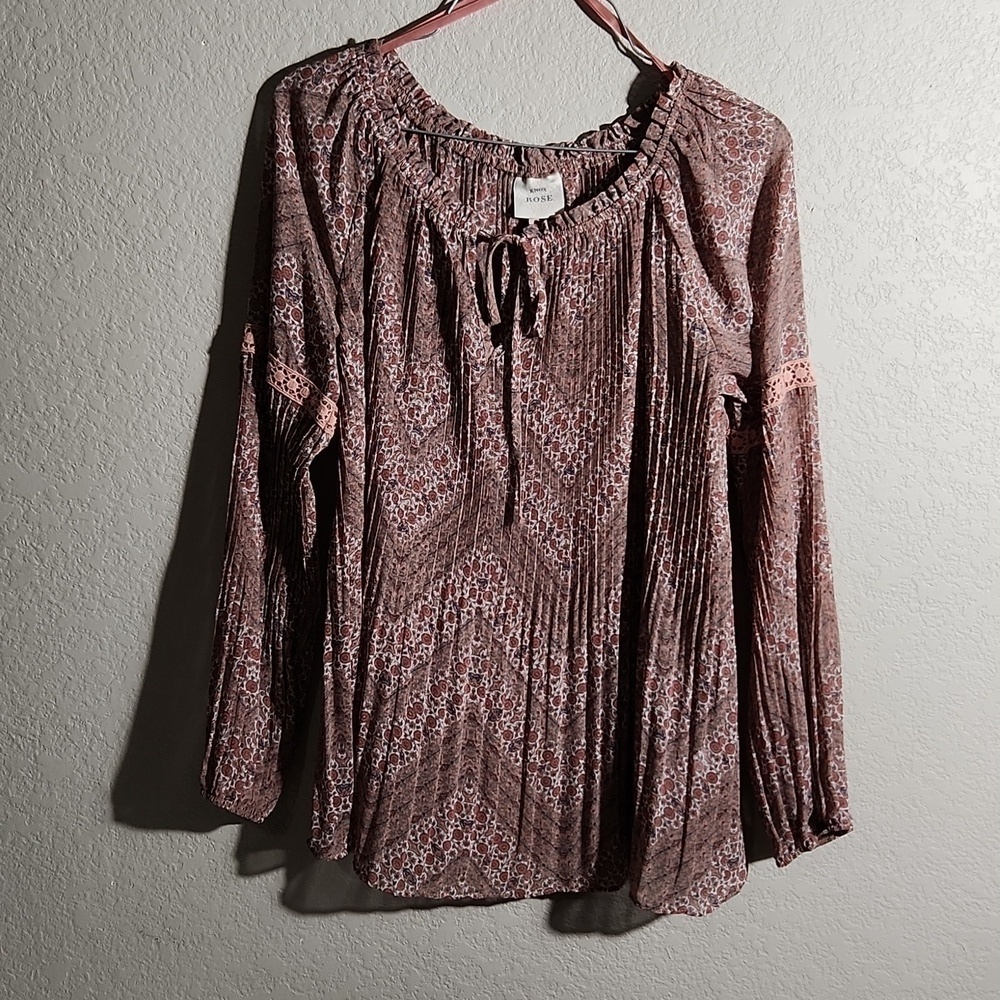 Knox Rose Shirt Size S boho floral bell sleeve micro pleated v neck